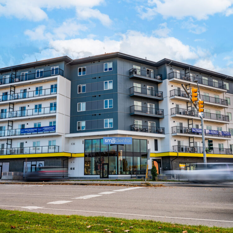 smili_dental_midtown_outside.jpg