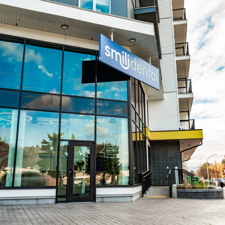 smili_dental_midtown_outside2.jpg